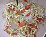 Foto langkah ke 4 dari resep Tumis tauge tahu.
