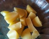 Foto langkah ke 1 dari resep Stik kentang crispy.