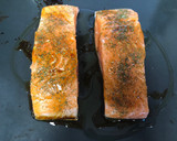 Foto del paso 2 de la receta: Salmón con salteado de verduras