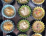 Foto langkah ke 5 dari resep Banana and date muffins.