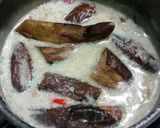 Foto langkah ke 3 dari resep Lodeh Terong Bakar.