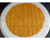 A picture of step 2 of Masala Namkeen shakarpara.