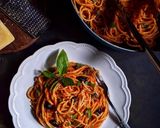 A picture of step 8 of Spicy Arrabbiata Spaghetti with Olives.