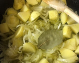 Foto del paso 3 de la receta: Calamares con patatas
