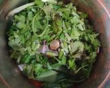 A picture of step 1 of Indo- chinese curry.