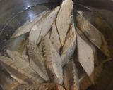 Foto langkah ke 1 dari resep Tumis pindang tongkol.