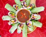 A picture of step 3 of Five-Color Vegetarian Spring Rolls.