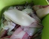 Foto langkah ke 1 dari resep Tumis asam manis cumi.