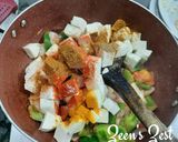 A picture of step 5 of Kadhai Paneer.