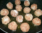 Foto del paso 3 de la receta: Albóndigas de ternera con salsa de cebolla y setas