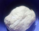 A picture of step 3 of Fluffy doughnut.