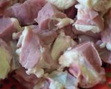 A picture of step 1 of Chat phata chana gosht.