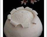 A picture of step 21 of Princess eggless cake.