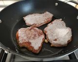 Bitki z indyka w kremowym sosie krok przepisu 1 zdjęcie