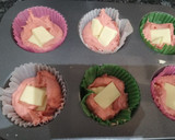 Foto del paso 6 de la receta: Pink magdalenas con relleno de choco blanco
