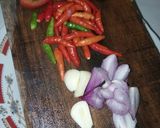 Foto langkah ke 1 dari resep Sambal tomat pedass sangatt.