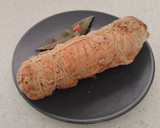 Foto del paso 4 de la receta: Redondo de pavo relleno de champiñones y queso en salsa