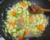 Foto del paso 4 de la receta: Revuelto de verduras 🥕🥔