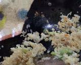 Foto langkah ke 4 dari resep Nasi goreng Kencur berselimut.