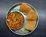 A picture of step 7 of Matki Usal Paav.