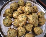 A picture of step 5 of Methi na gota.
