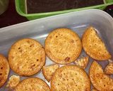 Foto langkah ke 2 dari resep Cemilan Ice Box Biscuit Cake (No Bake).