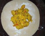 A picture of step 4 of Aloo Paratha.