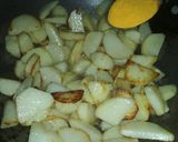 A picture of step 3 of Dry potato.