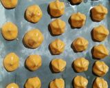 A picture of step 5 of Egg whites cookies(meringue cookies) baked in pateela oven.
