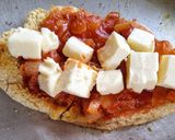 Foto del paso 3 de la receta: Suprema a la napolitana con colchón de arveja