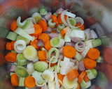 Foto del paso 2 de la receta: Estofado de jarrete con patatas