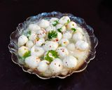 A picture of step 4 of Makhana Raita.