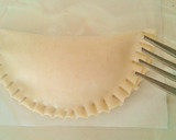 Foto del paso 4 de la receta: Empanadillas de Bonito al horno