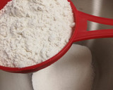 Foto del paso 1 de la receta: Bizcocho de yogur