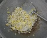 Foto langkah ke 6 dari resep Nasi Goreng Cap Cay Ekonomis.