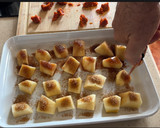 Foto del paso 2 de la receta: Bocados de manzana y sobrasada