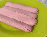 Foto del paso 3 de la receta: Bocadillo rápido de salchichas y algo más