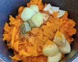 Une image de l'étape 3 de Soupe de Potimarron : une délicieuse recette d'automne.