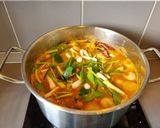 รูปขั้นตอนการทำที่ 9 ของ น้ำยาป่า ตีนไก่ ลูกชิ้นปลา