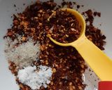Foto langkah ke 3 dari resep Minyak Cabe Bawang Putih.
