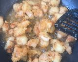 Foto langkah ke 4 dari resep Ayam Madu Minyak Wijen (Honey Sesame Chicken).