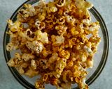 Foto langkah ke 4 dari resep Popcorn Caramel.