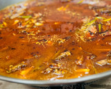 Foto del paso 6 de la receta: Arroz con costillas, panceta y ajos tiernos 🌞