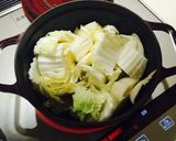 Hình bước làm 2 của món Lẩu cá tuyết ngẫu hứng tủ lạnh