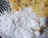 A picture of step 6 of Potato and semolina snacks.