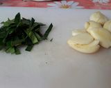 Foto langkah ke 1 dari resep Kacang Bawang Garing Yg Gurih.