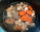 芋頭排骨米粉湯的食譜步驟1照片