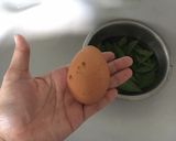 รูปขั้นตอนการทำที่ 1 ของ แพนเค้กไข่ (อาหารเด็ก/ก่อนขวบไม่ปรุง)