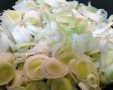 Foto del paso 4 de la receta: Vichyssoise de pera al azafrán