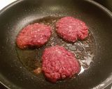 รูปขั้นตอนการทำที่ 2 ของ Bunless Swiss Mushroom Burger ลดคาร์บ